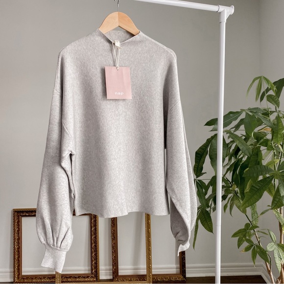 NAP LOUNGE Crew-Neck Sweatshirt - Picture 5 of 6